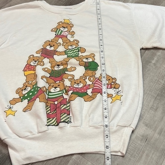 Vintage USA Made Christmas Tree Bears Nicolette New York Crewneck Sweatshirt - Picture 8 of 9